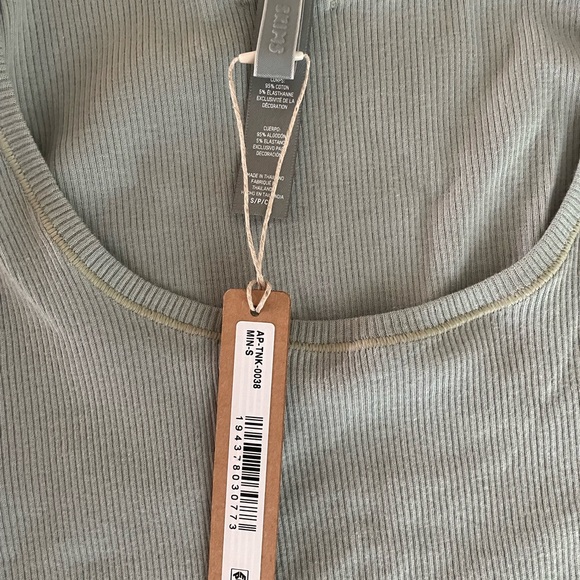 BNWT Skims Cotton Rib Tank in Mineral - Picture 3 of 3